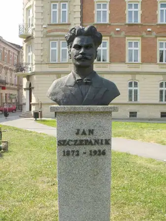 images/article-news/2024-024/Tarnów,_Pomnik_Jana_Szczepanika.jpg#joomlaImage://local-images/article-news/2024-024/Tarnów,_Pomnik_Jana_Szczepanika.jpg?width=749&height=1000